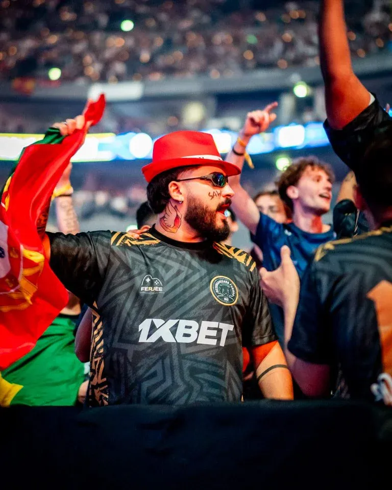 ESL-Cologne-2024_LiveLegendary_4x5_LAB37_web-13702638
